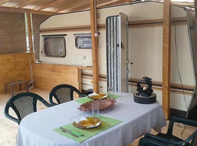 营地 каравана марбея *